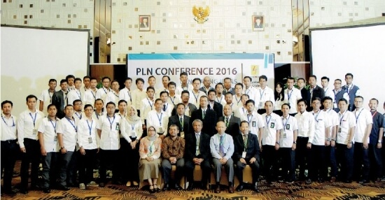 foto bersama PLN Conference